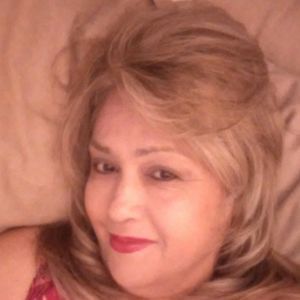 Meet your Posher, Antonieta